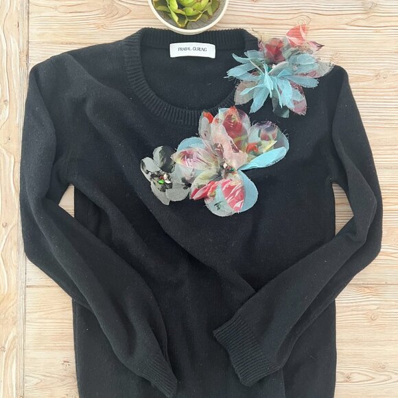 Prabal Gurung Sweaters - Prabal Gurung Black Cashmere Sweater w/ Floral Crystal Appliqués Sz S
